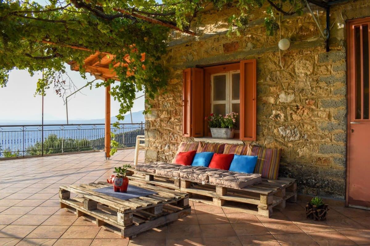 Coastal Stone Residence With Spectacular Scenery Kitriai ภายนอก รูปภาพ