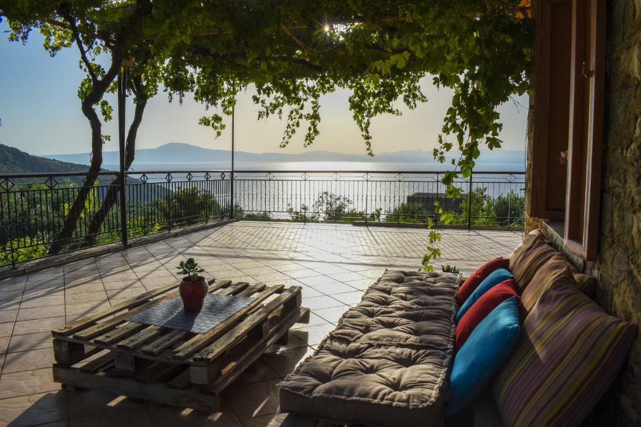 Coastal Stone Residence With Spectacular Scenery Kitriai ภายนอก รูปภาพ